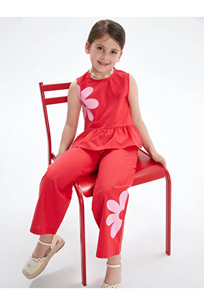 LC Waikiki Girl's red floral blouse and pants 2-piece set