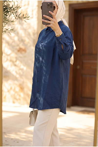 Kirazca Butik Women's Loose Cut Hijab Shirt Tunic with Three Buttons on the Back