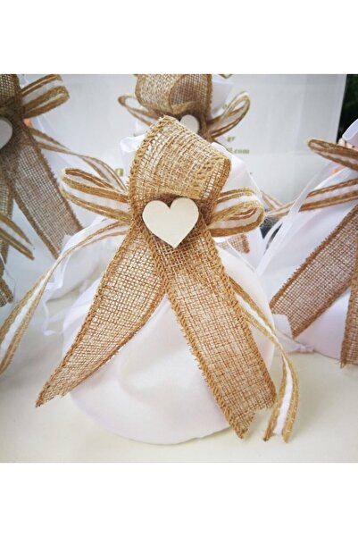 Handmade Δώρα γάμου με καρδιά και λινάτσα