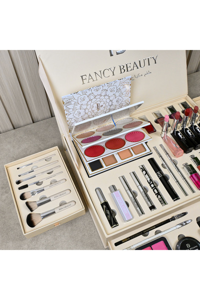 FANCY BEAUTY طقم مكياج "فانسي بيوتي" الفاخر والمتكامل