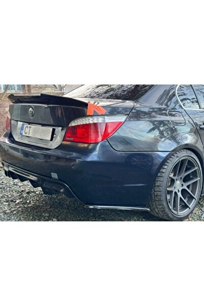 Aftermarket Προεκτάσεις γωνιών πίσω προφυλακτήρα BMW Σειρά 5 E60 E61 γυαλιστε...