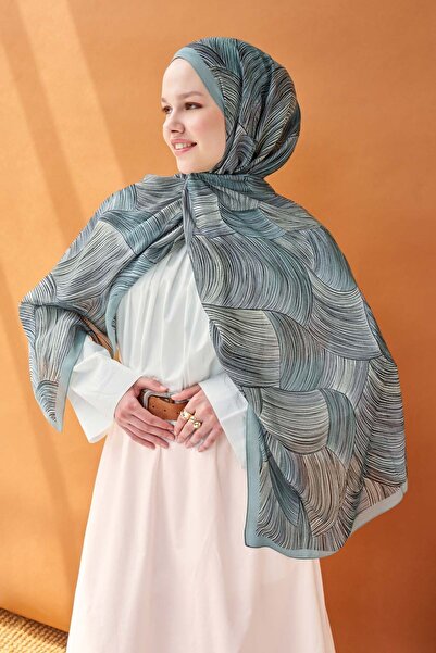 Silk Home Riva Shawl Tencel Flow Ice Blue