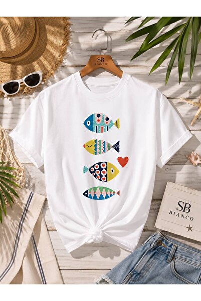 SB BİANCO تي شيرت Sea Vibes مطبوع عليه سمكة بتصميم فاخر للجنسين