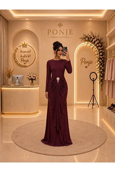 genric Dress That Embodies Elegance