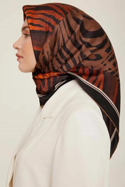 Armine Twi̇ll Silk Scarf Nostalgia Series 8837D04-01