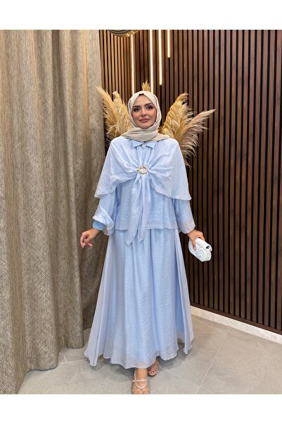 Fashionbox Elin Cloak Detailed Brooched 3-Piece Set |   Blue