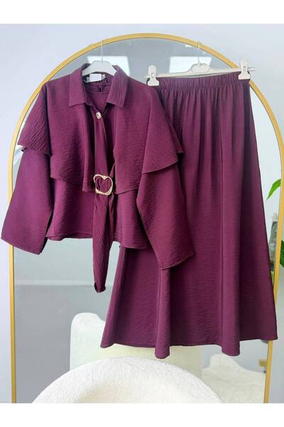 EC MODA Pelerin Gold Buckle Detailed Skirt Suit