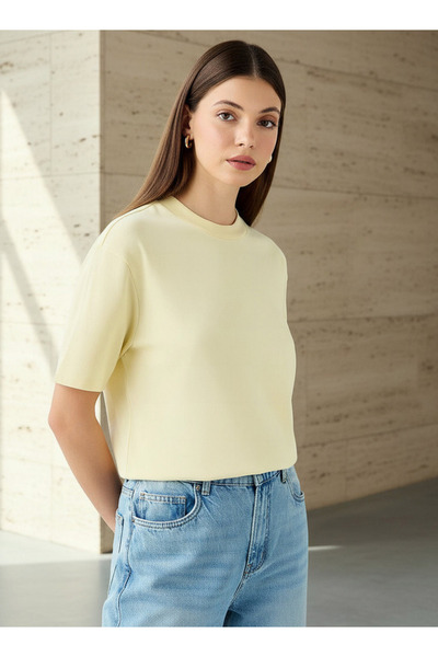 FAV Regular Fit Cotton T-shirt with Side Slits