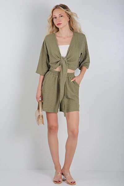 Veni Life Women's Kimono Collar Tie-Front Seersucker Shorts Set - Top and Bot...