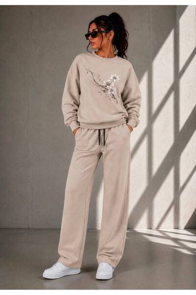 TREND EMMODA Women's Floral Printed Oversize Sweatshirt and Regular Sweatpant...