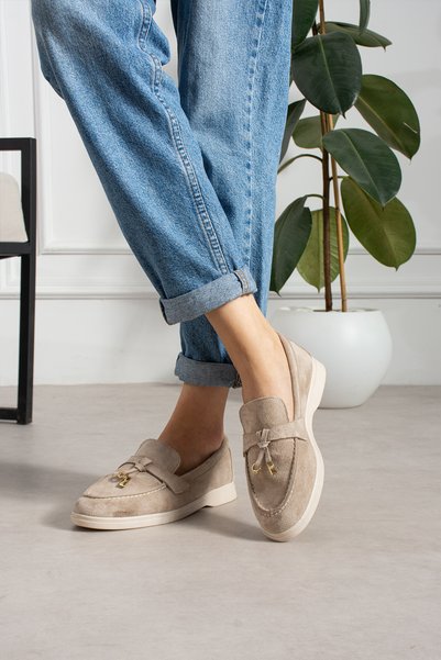 r rocket Daily Wear Loafer Women's Shoes