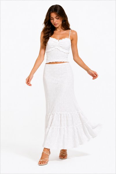 SHEBARA BEYAZ CROP VE ETEK DANTEL TREND TAKIM