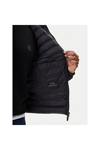 Armani Exchange Geacă de puf pentru bărbați XM001577 AF16927 Negru