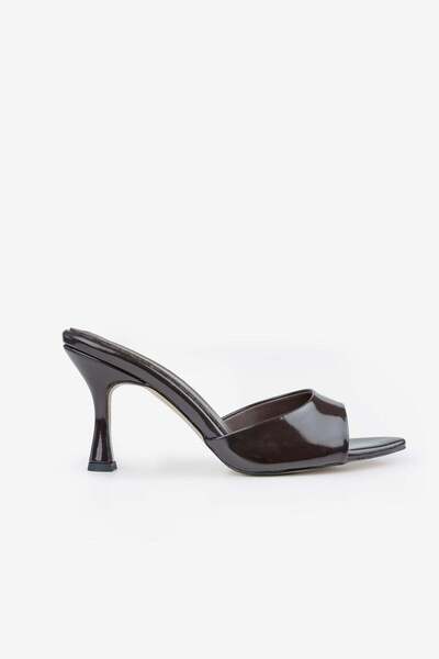 ALTIN TOPUK Women's Brown Patent Leather Pointed Toe Heeled Sandals