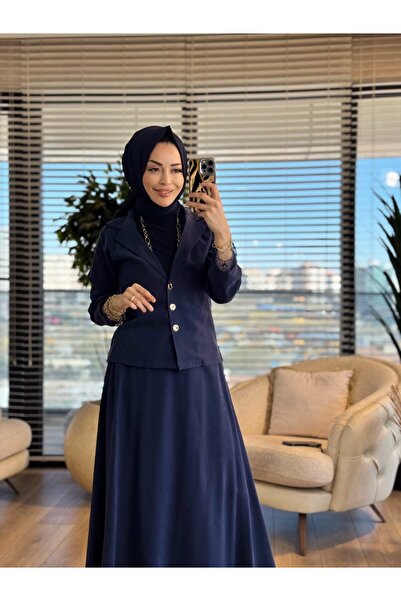 Nefise 250359 بدلة عصرية مطرزة بالدانتيل باللون الأزرق الداكن