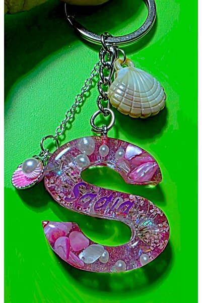 ResinArtByAm Personalised Name Keychain