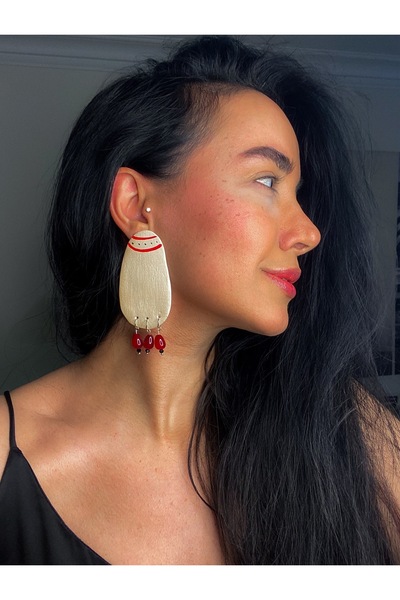 Rapoolin accessories Seramik el yapımı , el çizimi tasarim ve boncuklu desenl...