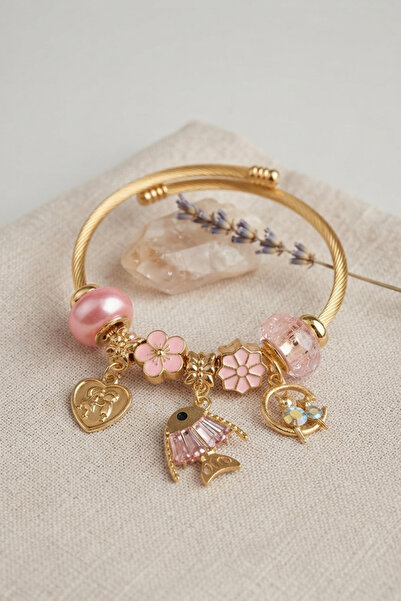 deluxe takı ve giyim Pink Color Gold Bracelet with Fish Charm