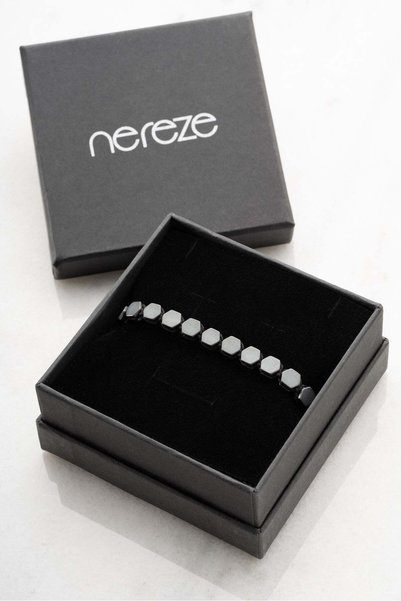 Nereze 7*7 Hexagonal Matte Hematite Natural Stone Macrame Men's Bracelet