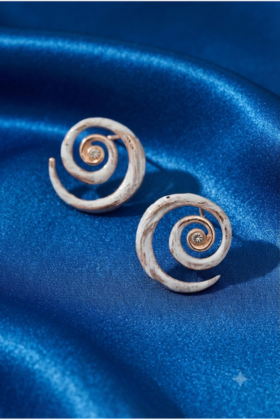 ZGNOVA Pembe Spiral Şekilli Çelik Küpe