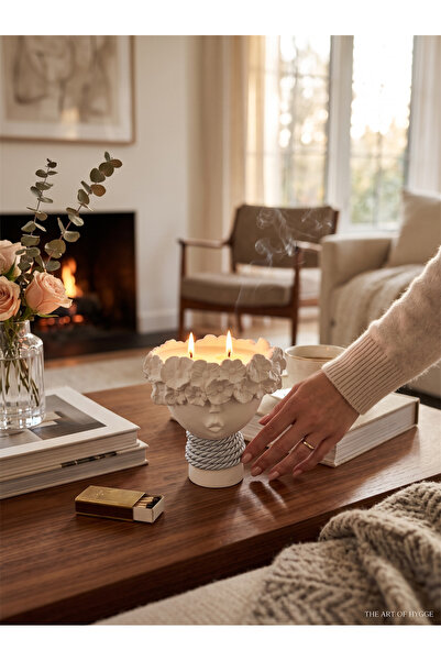 LALEZEN HOME Flora Çiçek Taçlı Kadın Büst Dekoratif Mum - El Yapımı 2 Fitilli...