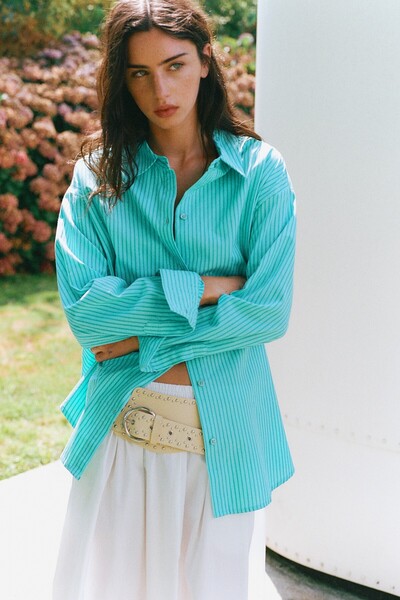 Pull & Bear Oversize çizgili gömlek