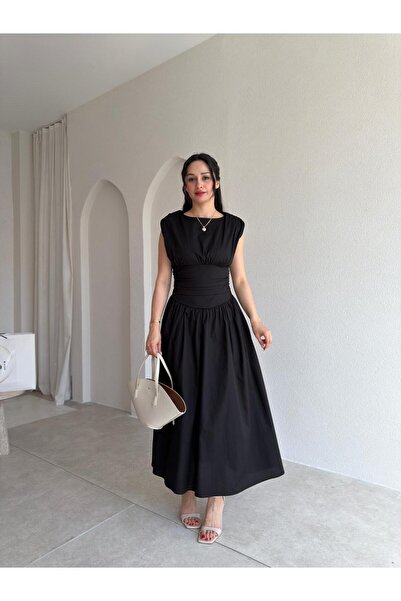 Mooi Butik فستان GOAT ميدي 5512 - أسود