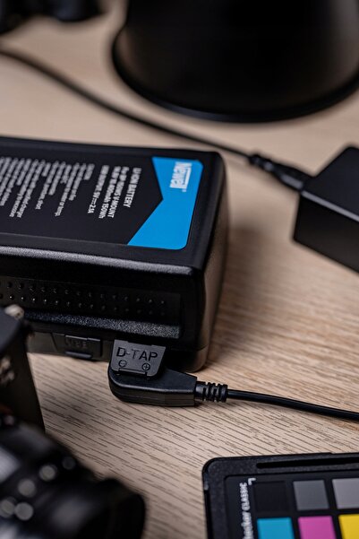 Newell Încărcător D-Tap 16,8 V 4 A pentru V-mount