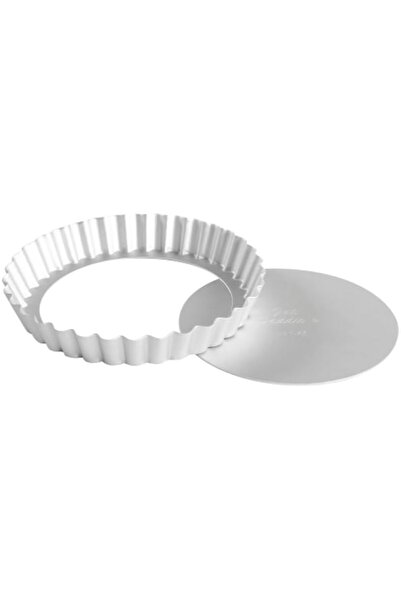 Generic Fat Daddios Pft-65 Removable Bottom Fluted Tart Pan, Aluminum, Silver