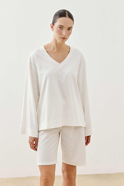 Fahhar V-Neck Long Sleeve T-Shirt Ecru