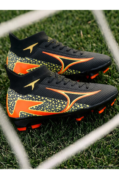 LC Waikiki Alita City Triwex Black Boys' Football Boots with a Difference