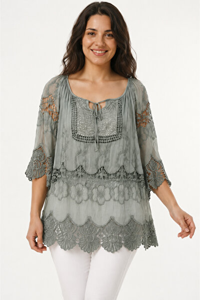 EtkiModa Women's Floral Embroidered Sequined Silk Fabric Blouse