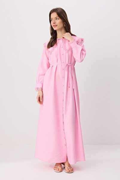 Trendyol Modest Ροζ Δαντελένια Λεπτομέρεια Μεταξένιο Ύφασμα Χωρίς Φόδρα Υφαντ...