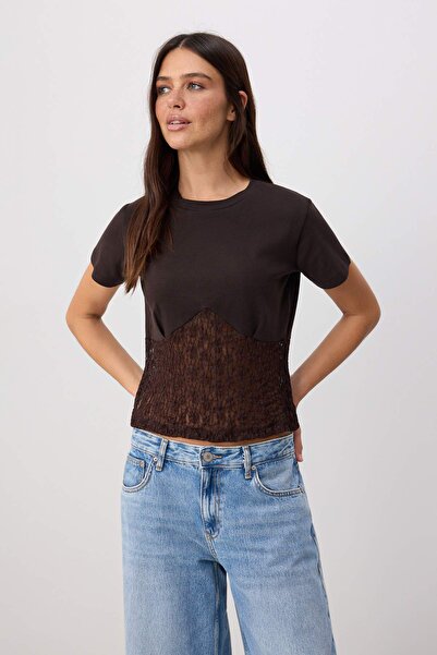 Trendyol Collection Brown Plain Fitted Crew Neck Short Lace Detailed Crop Cot...