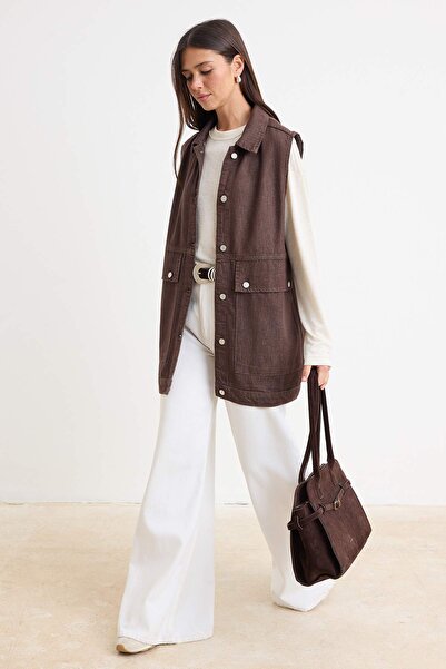 Trendyol Collection سترة بنية عادية TCTAW22CK0006