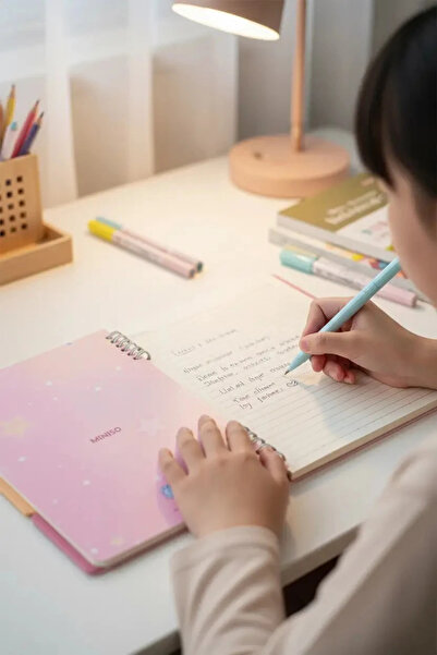 Miniso Sanrio Lisanslı Hello Kitty B5 Telli Defter 36 Yaprak 18 CM