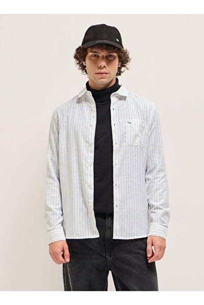 The Bear House Men's White with Green Stripes Slim Fit Casual Shirt for Every...