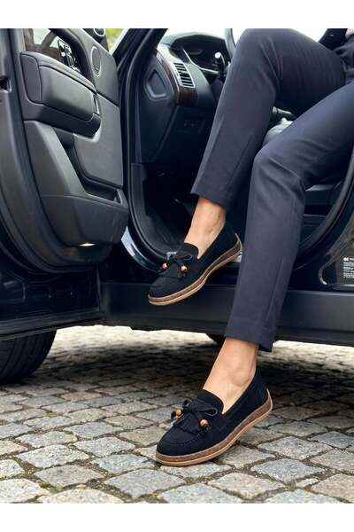 Nesil Shoes Dvm 2001 Pantofi de damă cu ciucuri din piele intoarsa neagra