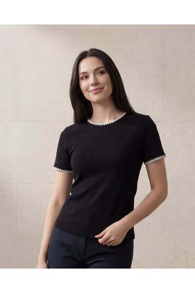 REDTAG بلوزة نسائية سوداء سادة