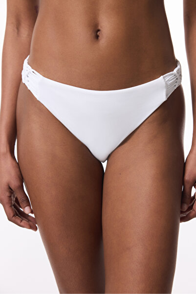 Penti Beyaz Macrame Düşük Bel Bikini Altı