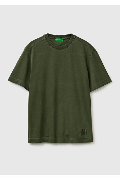 United Colors of Benetton تي شيرت رجالي أخضر مصنوع من القطن بنسبة 100% مطبوع ...