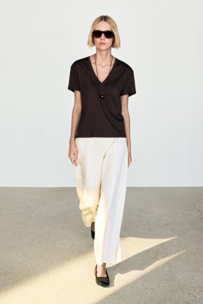 Massimo Dutti Dökümlü V yaka t-shirt