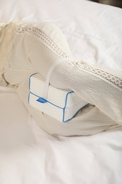 Simple. The Pillow Ortopedik Diz Bacak Pozisyon Yastığı