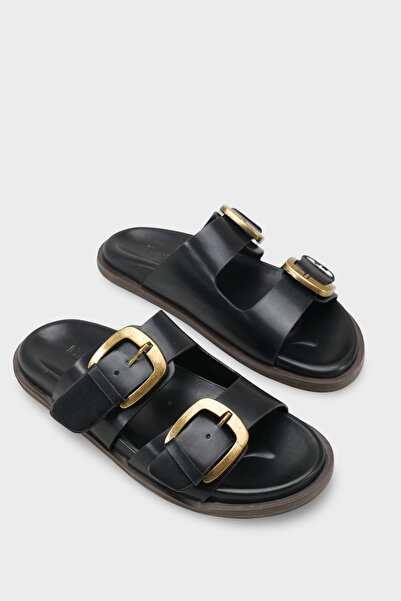 Capone Outfitters Ilyssa Two-Strap Buckle Women's Slippers