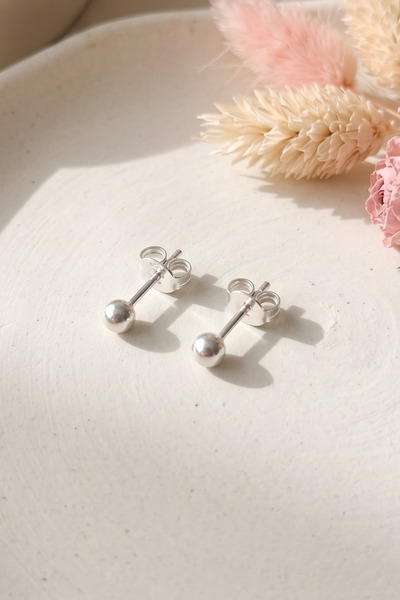 Elika Silver 925 Ayar Gümüş Minimal Top Küpe
