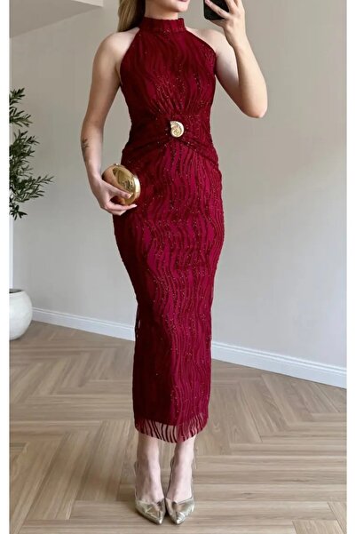 verabelle Beli Aksesuar Detaylı Halter Yaka Simli Midi Bordo Elbise