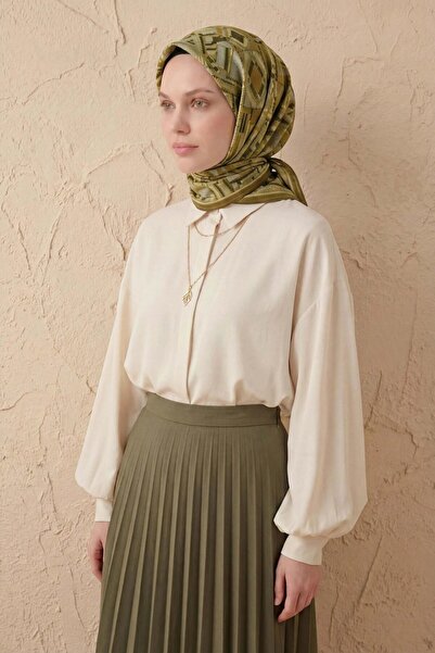 Silk Home وشاح ناعم بنمط هندسي أخضر فستقي 90x90