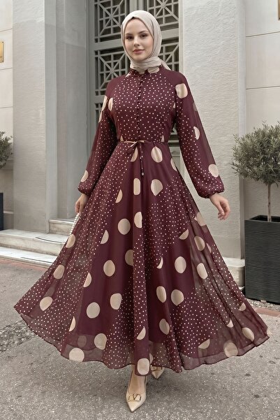 InStyle Φόρεμα από σιφόν με μανίκια μπαλόνι και πουά σε χρώμα δαμασκηνί