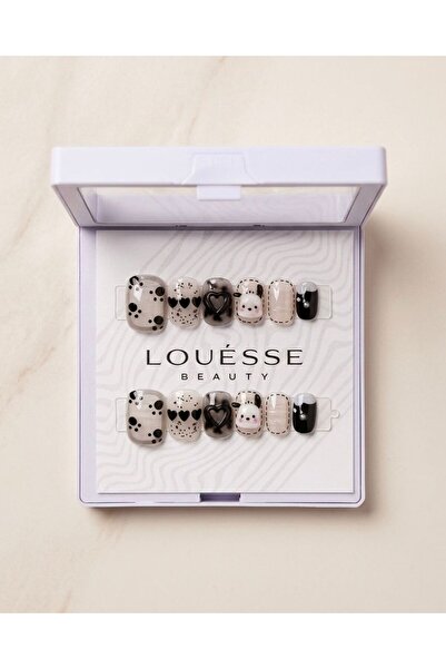 Louesse Beauty Louésse Mono Cutie Takma Tırnak 12’li – Siyah Beyaz Kalpli Sev...