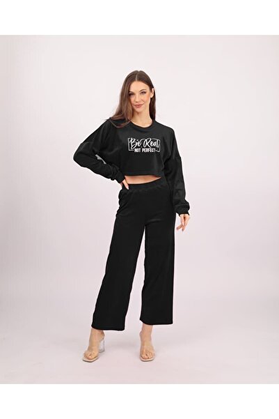 Clyfora طقم بيجامة قصيرة من القطيفة من Be Real Not Perfect